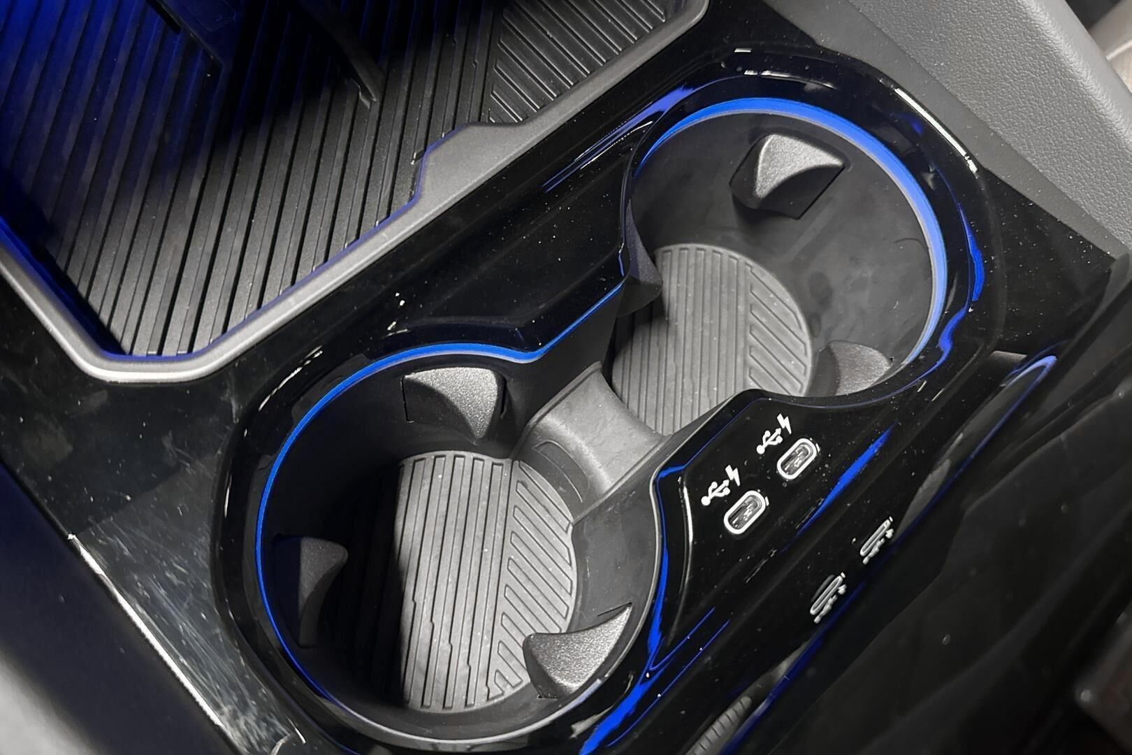 BMW M5 iso kuva 37