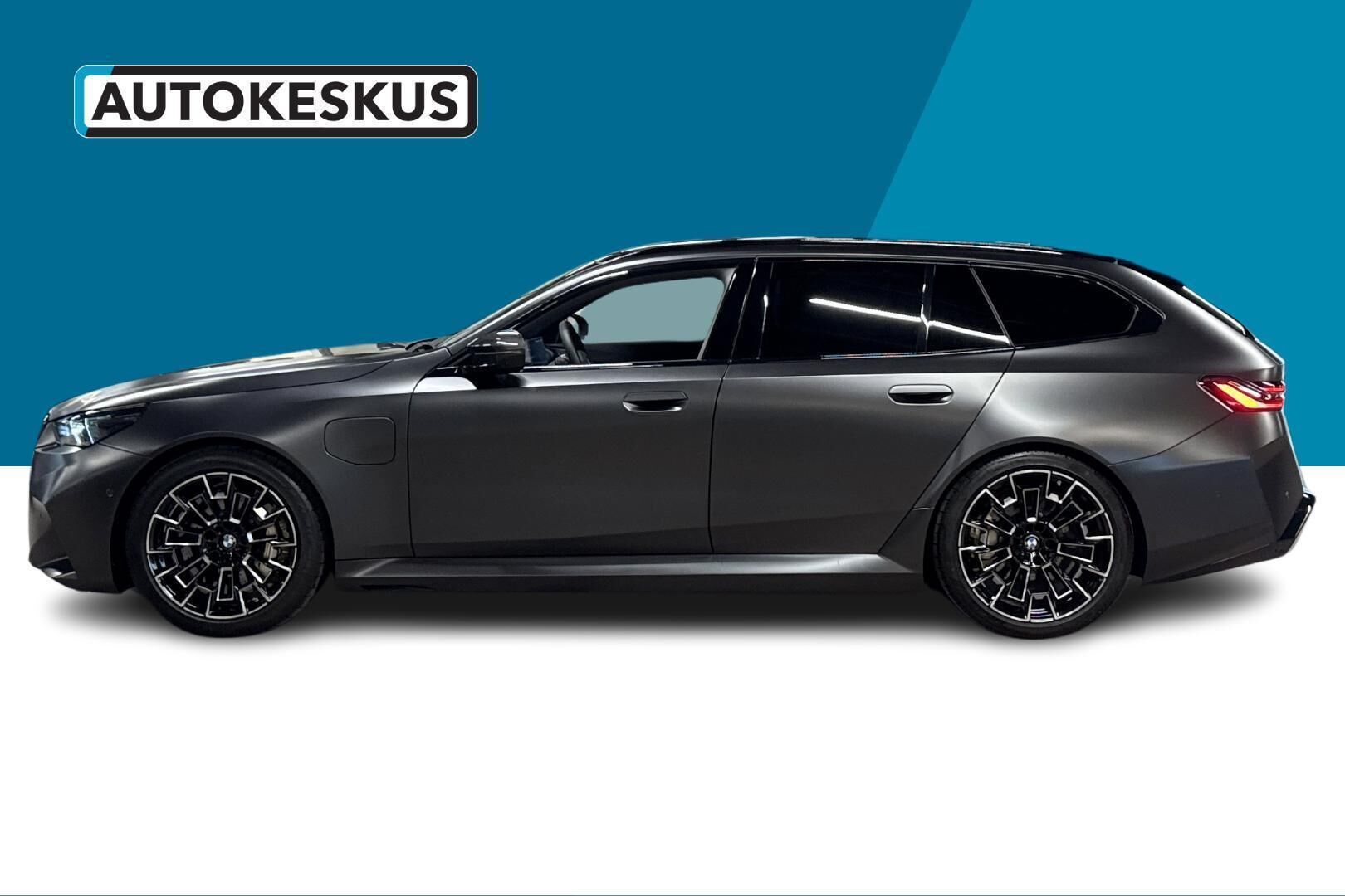 BMW M5 iso kuva 7