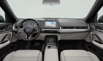 BMW iX1 esikatselu 3