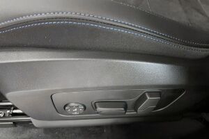 BMW iX1 esikatselu 15