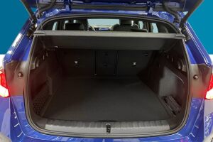 BMW iX1 esikatselu 11