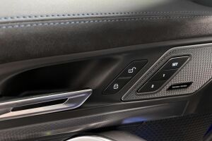 BMW iX1 esikatselu 15