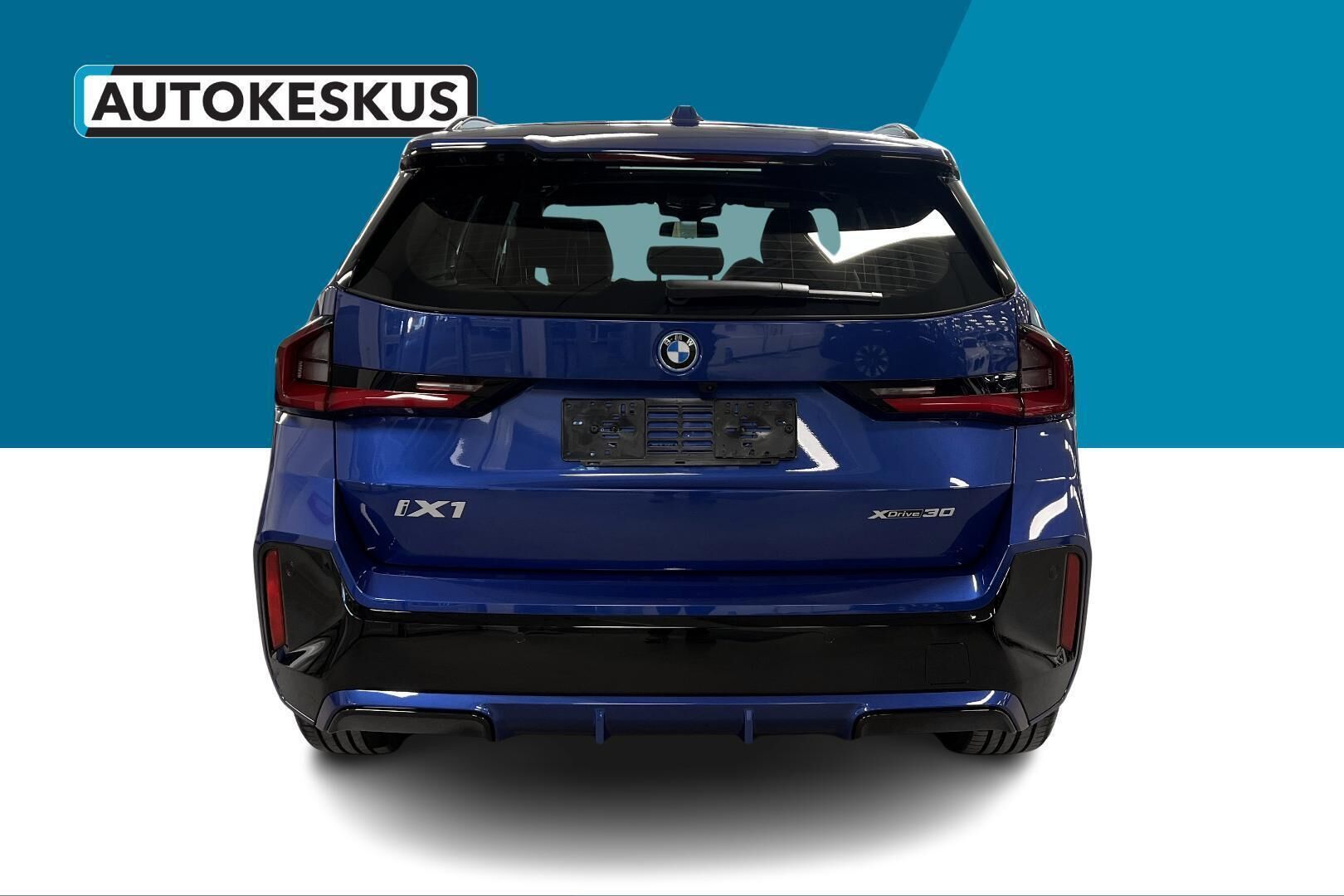 BMW iX1 iso kuva 5