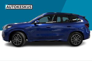 BMW iX1 esikatselu 7