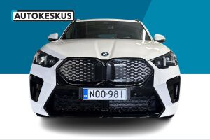 BMW iX2 esikatselu 1