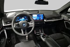 BMW iX2 esikatselu 1