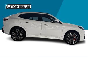 BMW iX2 esikatselu 3