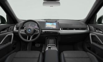 BMW iX1 esikatselu 2