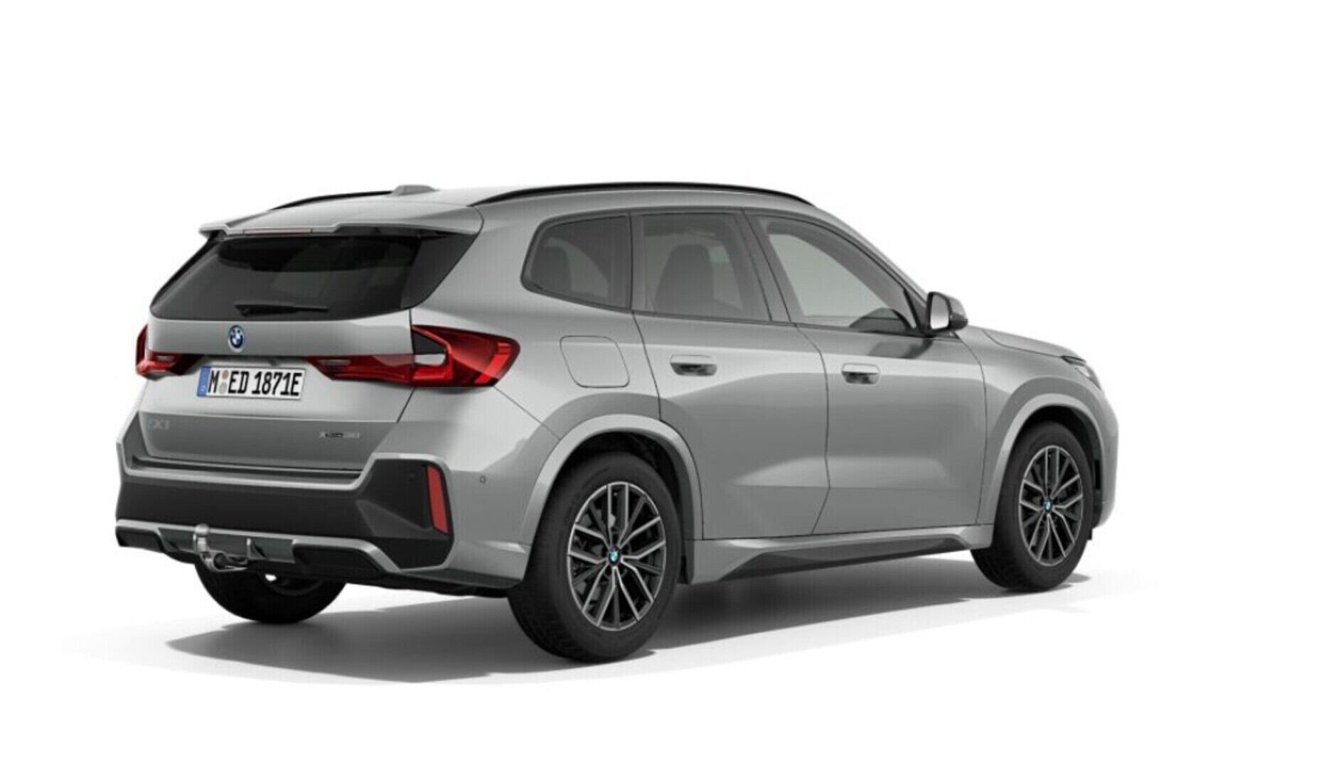 BMW iX1 iso kuva 1