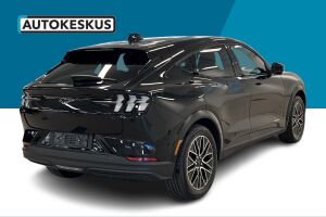 Ford Mustang Mach-E esikatselu 3