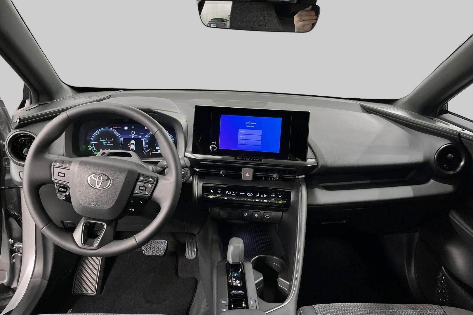 Toyota C-HR iso kuva 10