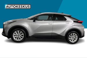 Toyota C-HR esikatselu 7