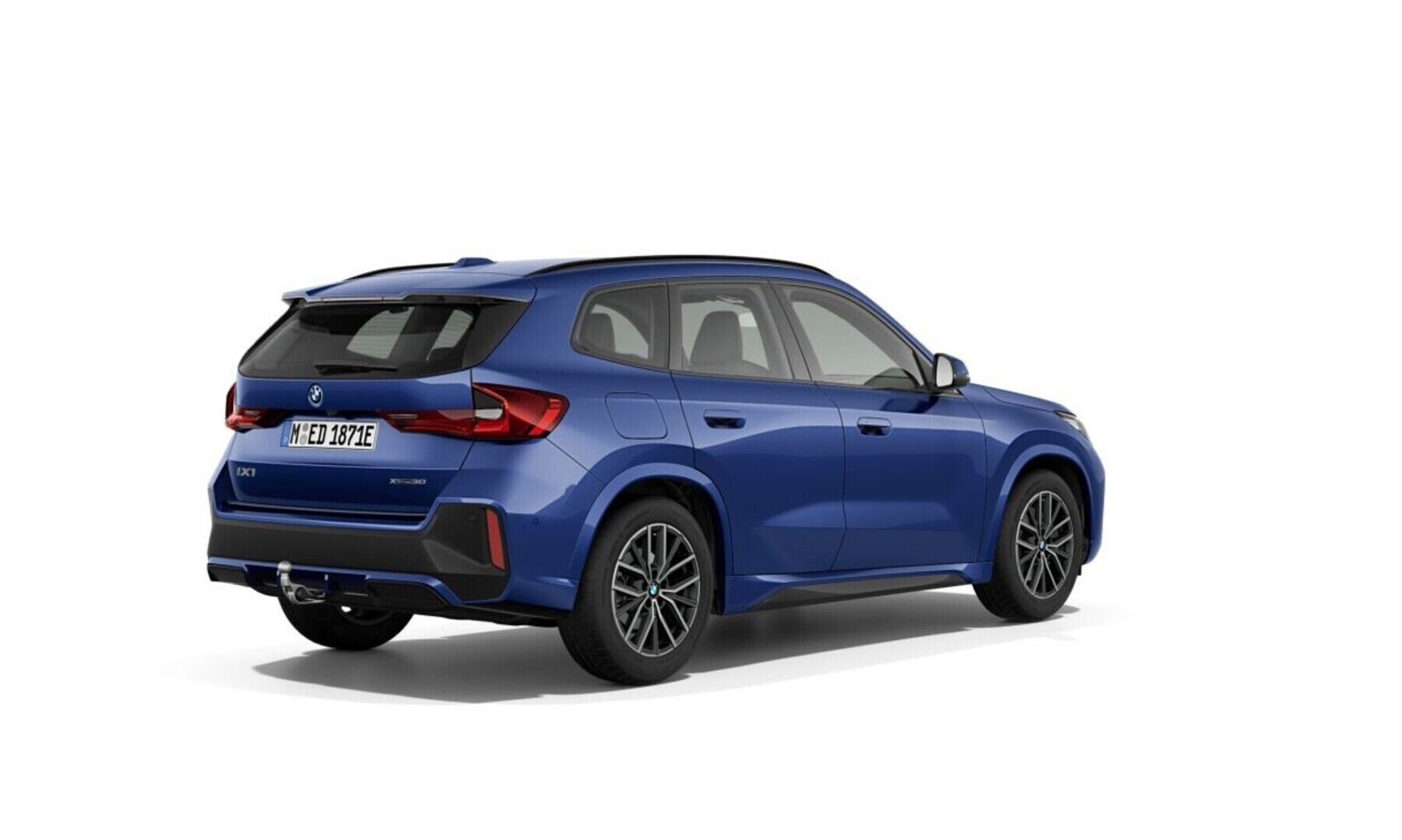 BMW iX1 iso kuva 1
