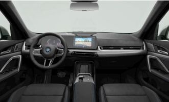 BMW iX1 esikatselu 3