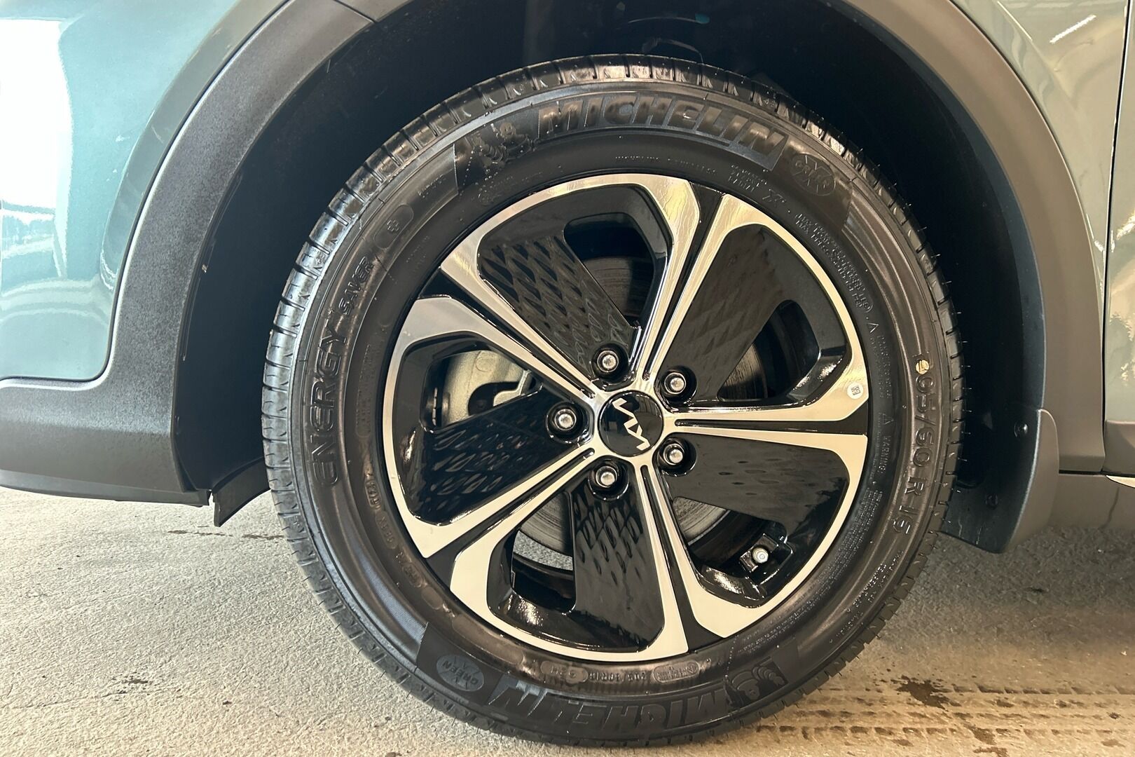 Kia XCeed iso kuva 10