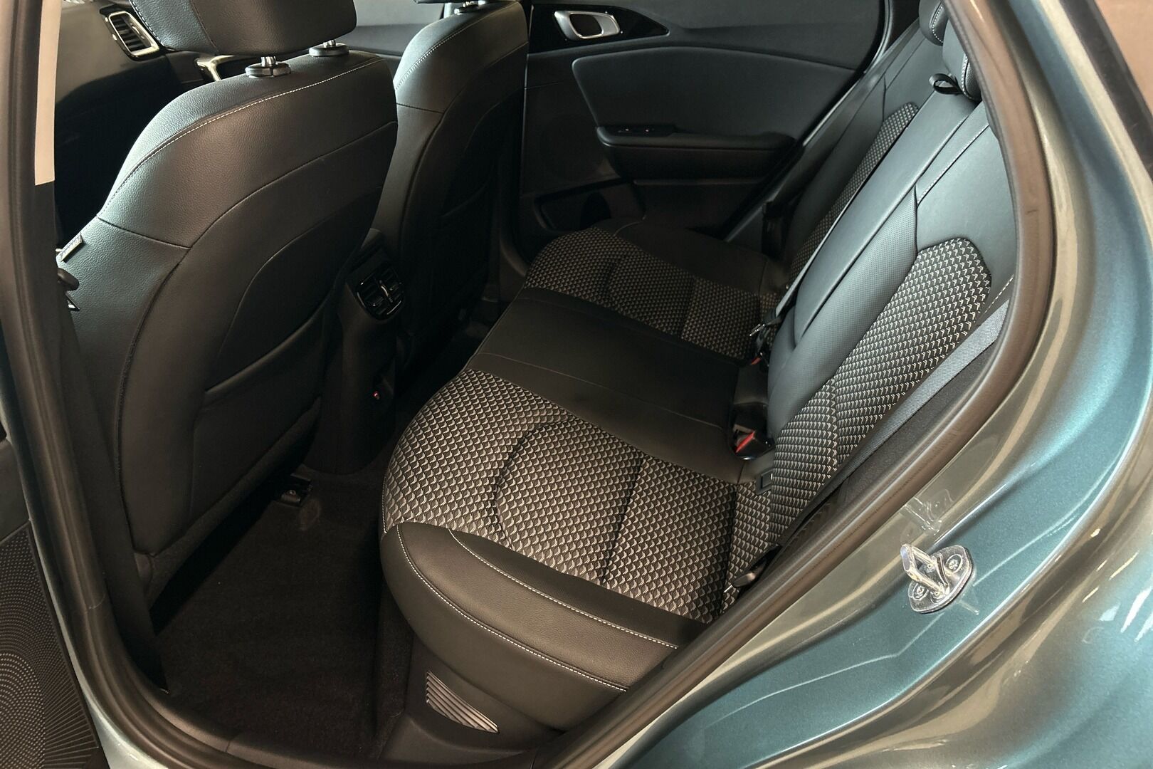 Kia XCeed iso kuva 8