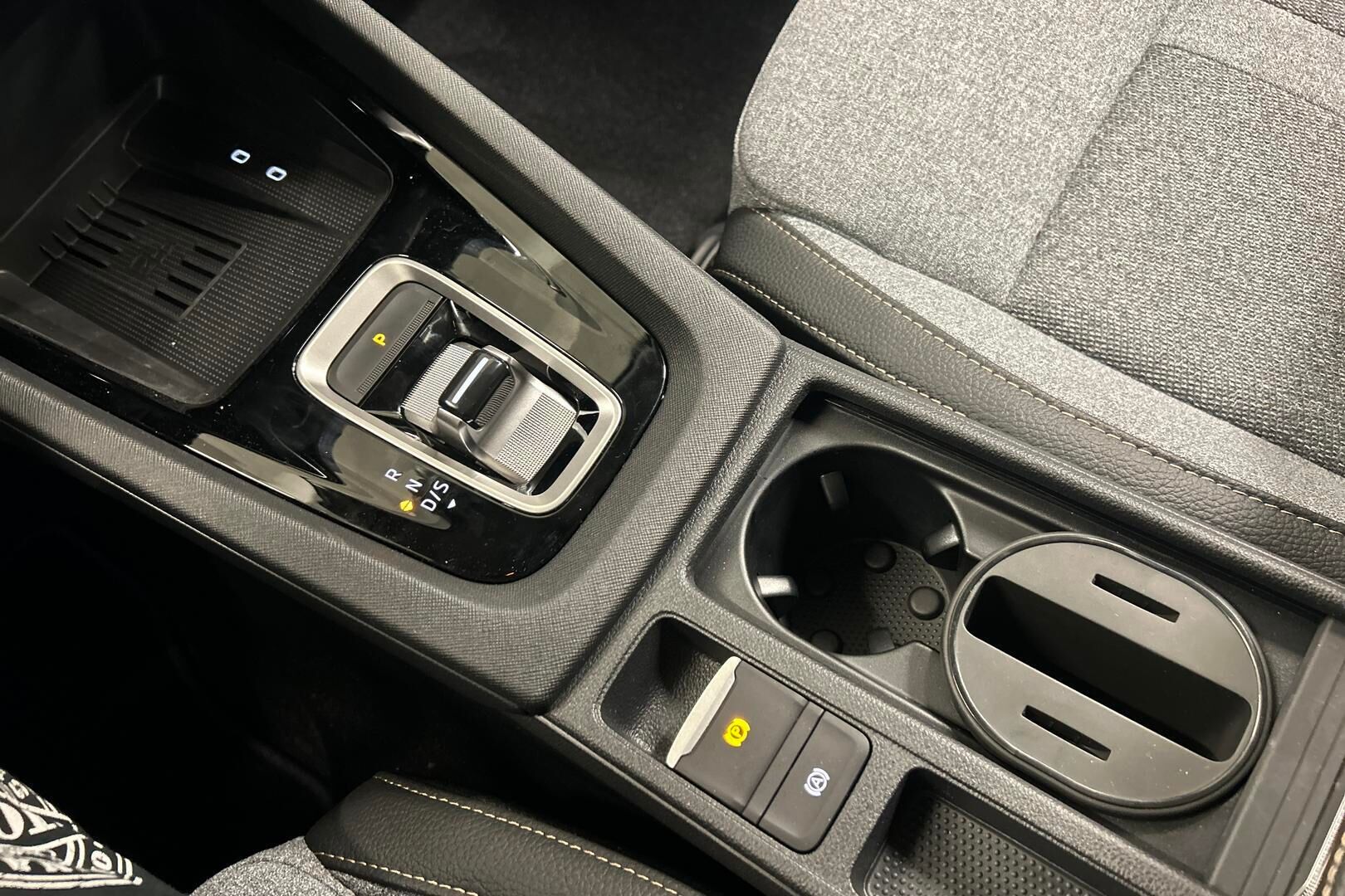 Skoda OCTAVIA COMBI iso kuva 19