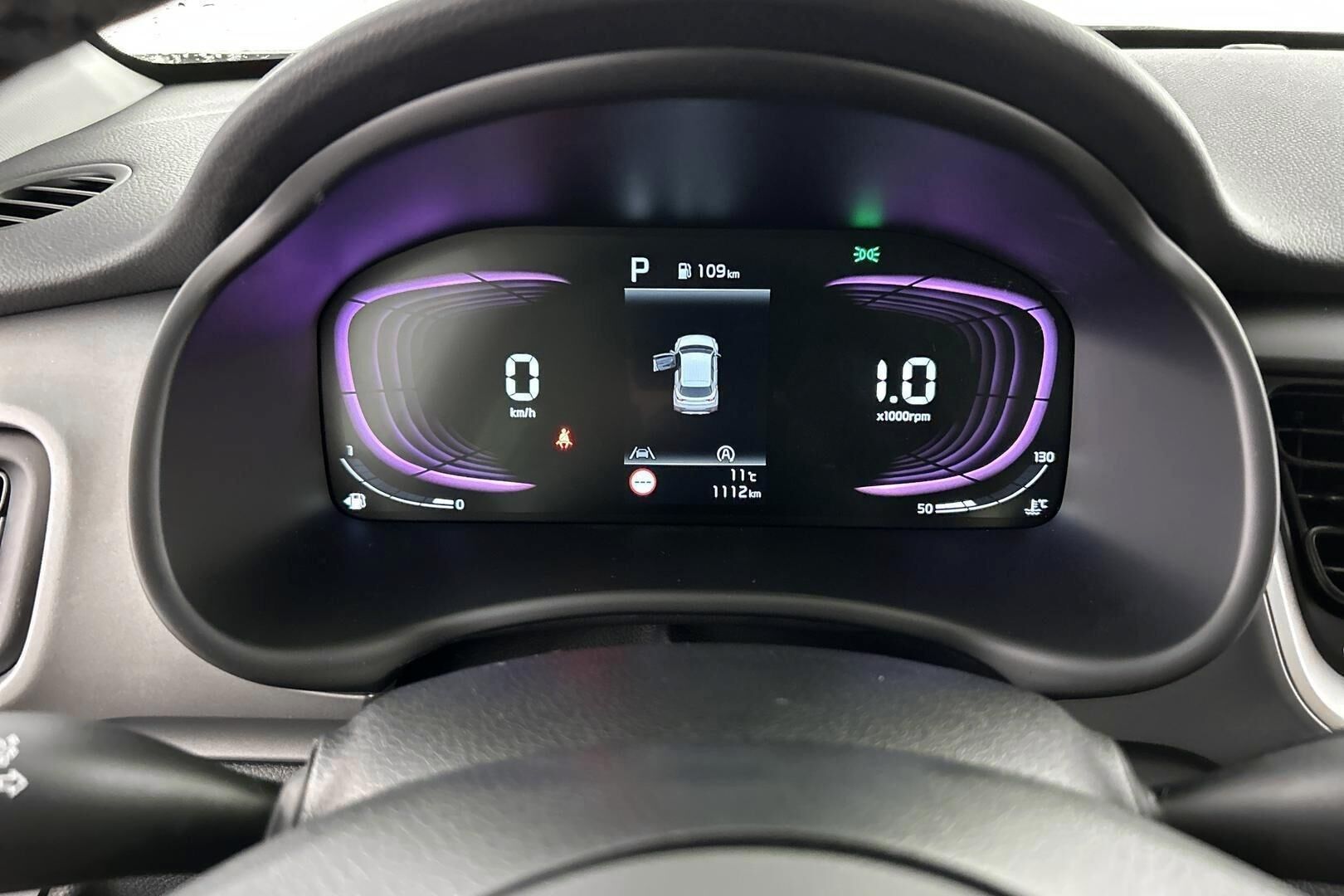 Kia Stonic iso kuva 15