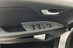 Kia Stonic esikatselu 28