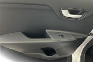 Kia Stonic esikatselu 29