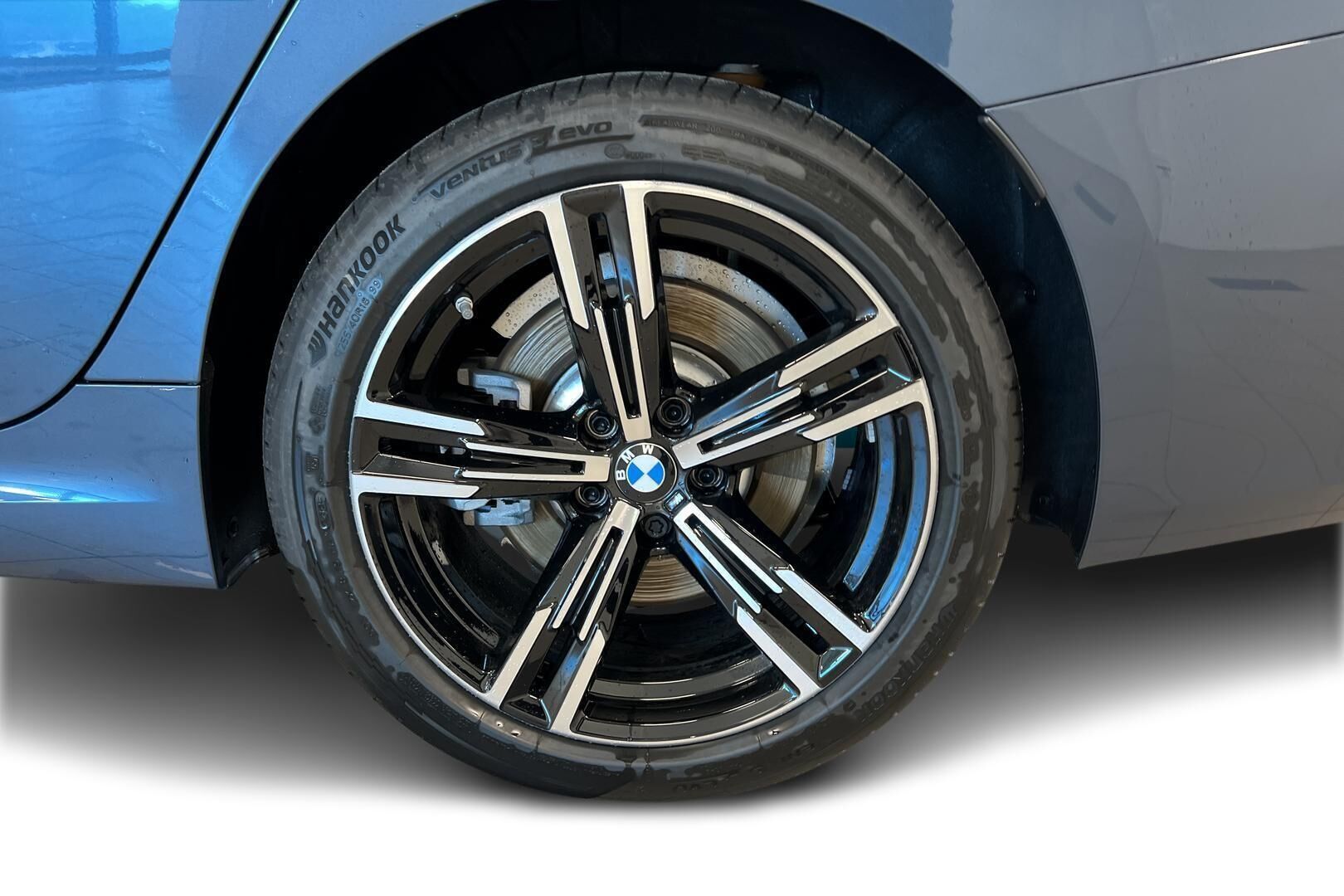 BMW 3-sarja iso kuva 12