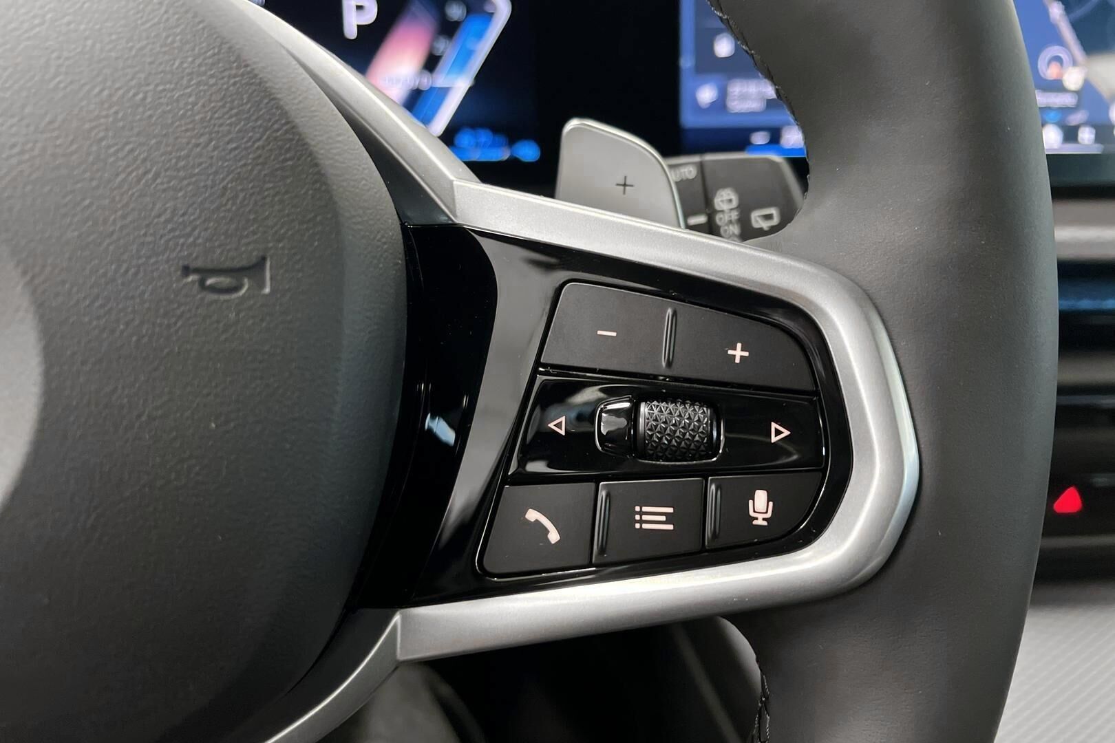 BMW 3-sarja iso kuva 17