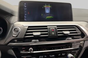 BMW X3 esikatselu 11