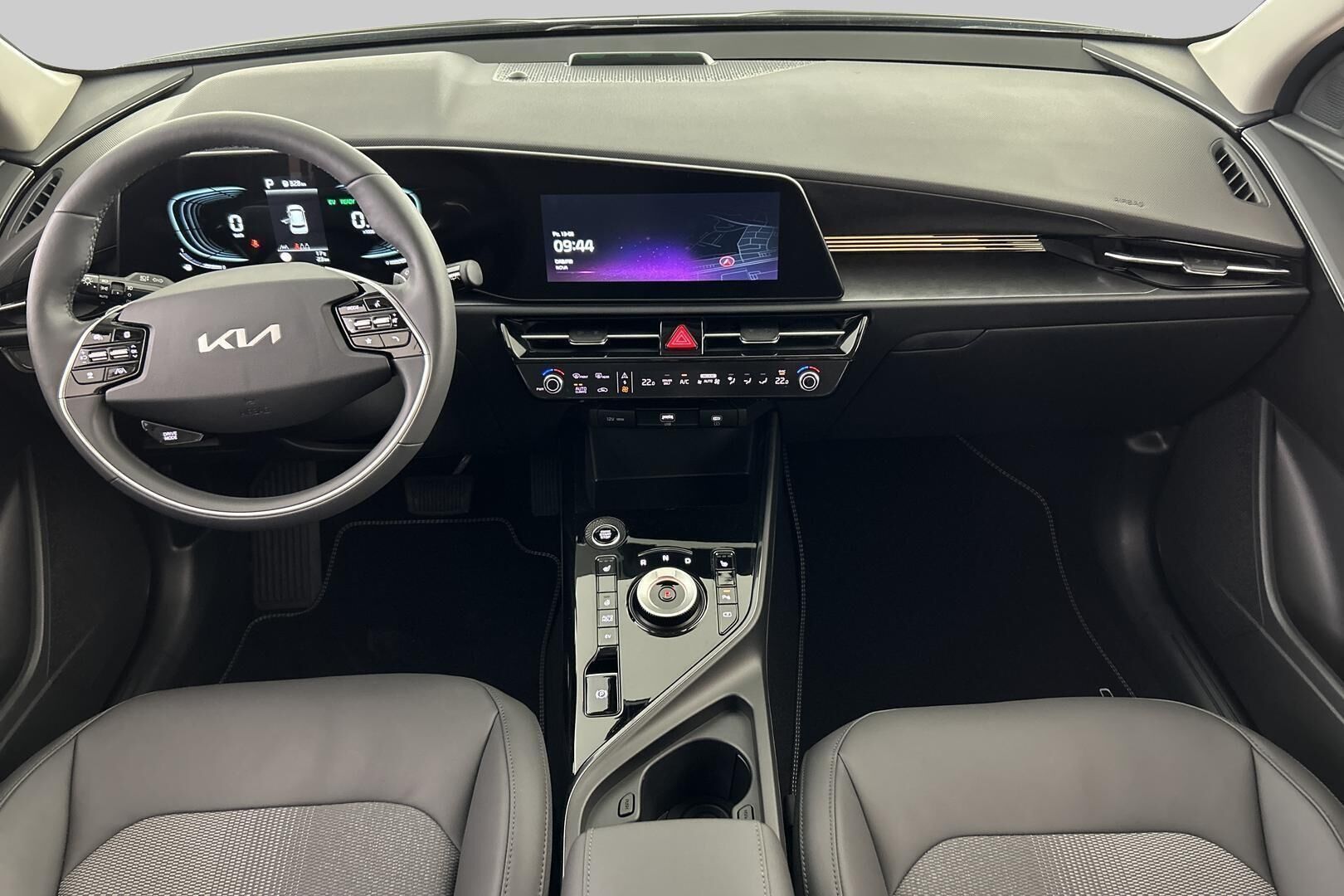 Kia Niro iso kuva 10