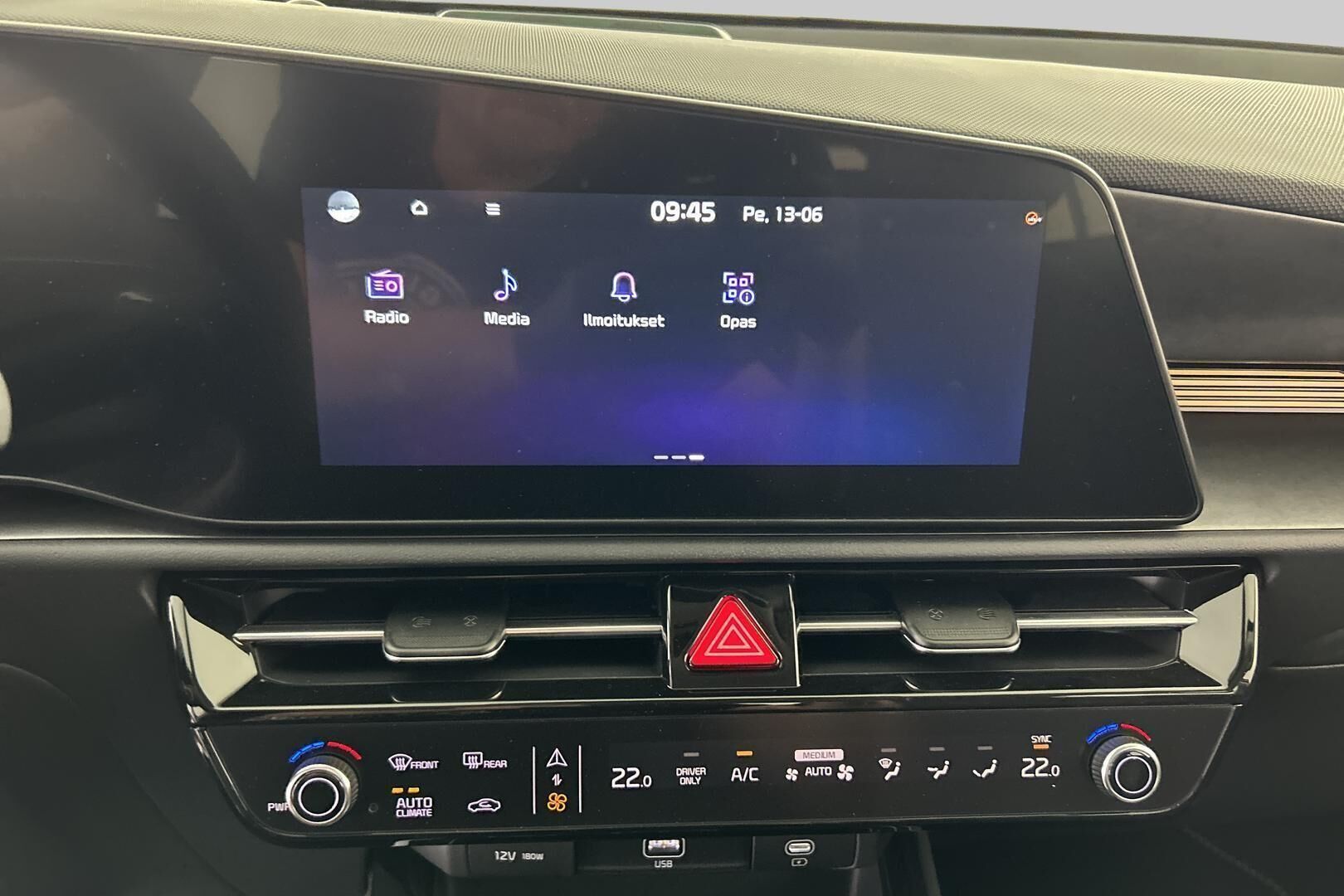 Kia Niro iso kuva 17