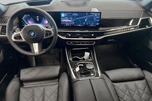 BMW X5 esikatselu 9
