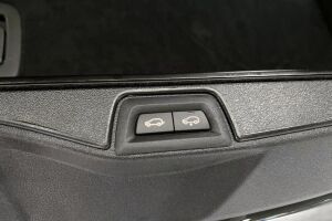 BMW X5 esikatselu 14