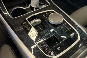 BMW X5 esikatselu 20