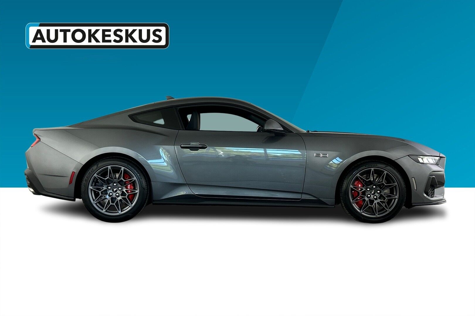 Ford Mustang iso kuva 5
