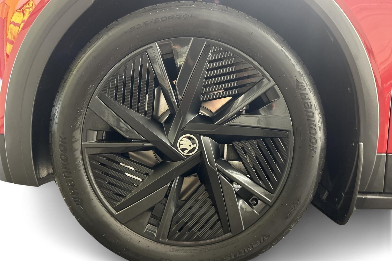 Skoda Elroq iso kuva 12