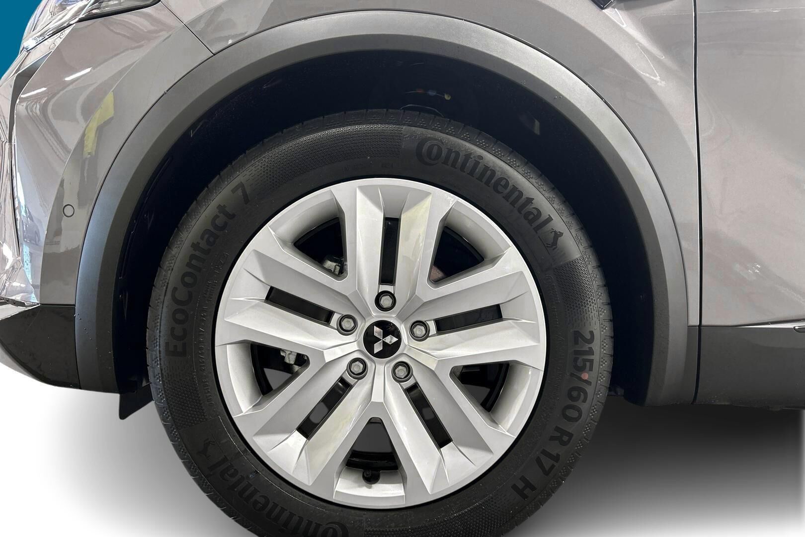 Mitsubishi ASX iso kuva 12