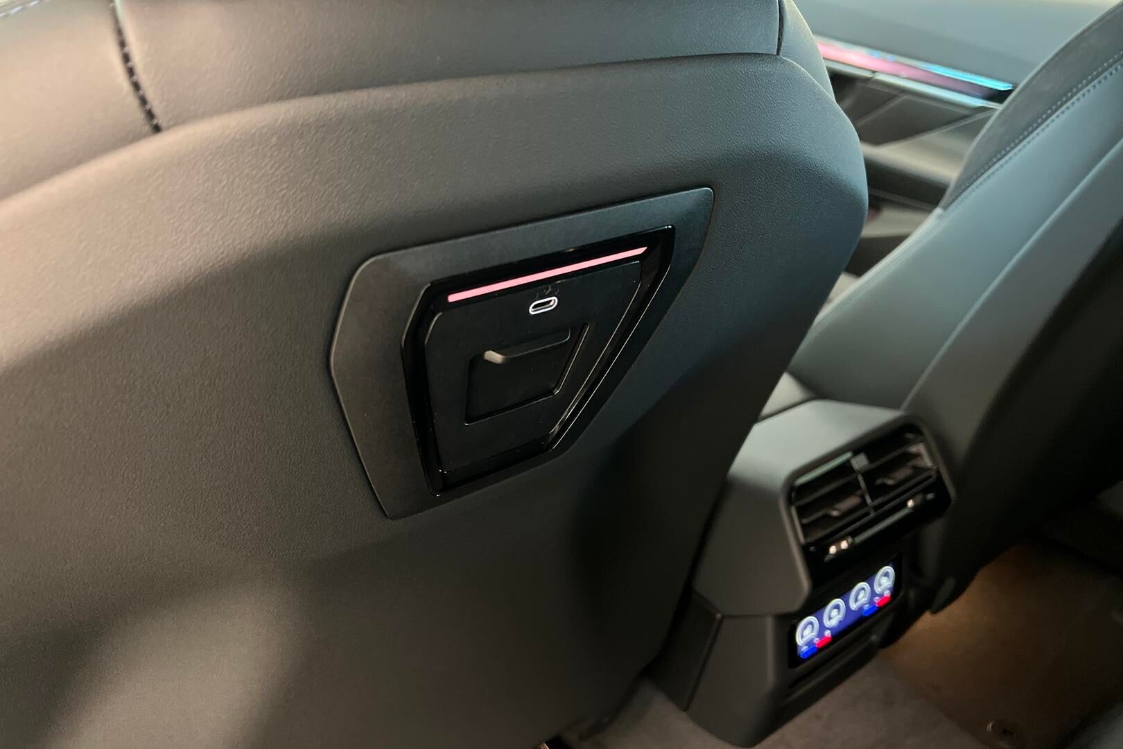 BMW 5-sarja iso kuva 17