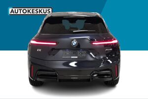 BMW iX esikatselu 3