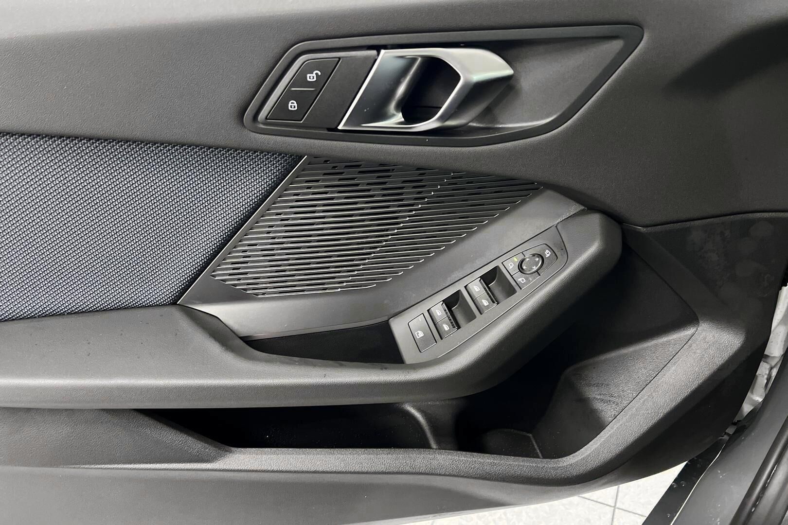 BMW 1-sarja iso kuva 18