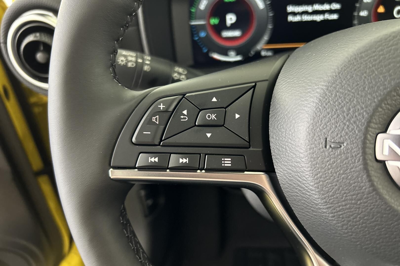 Nissan Juke iso kuva 21