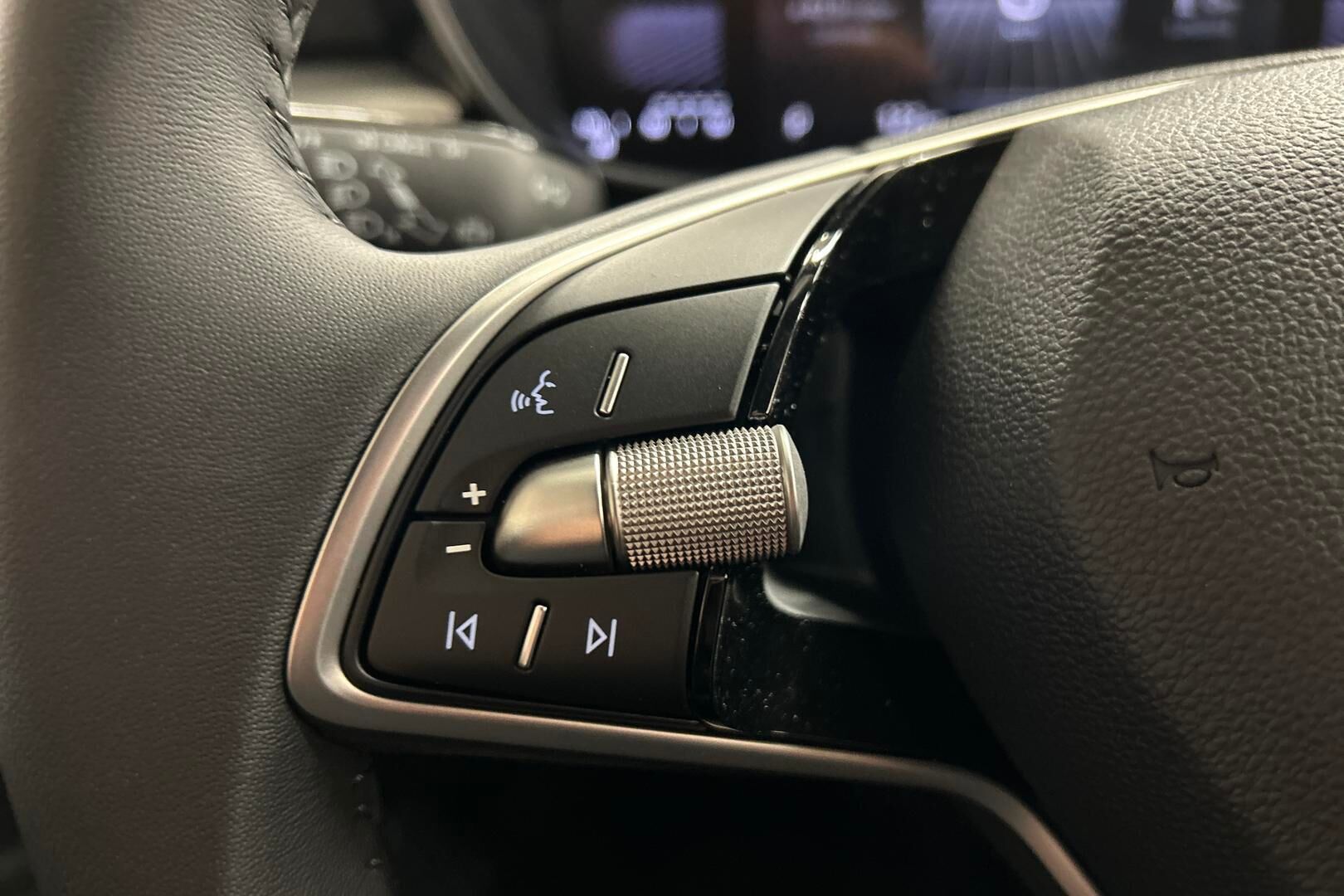 Skoda Fabia iso kuva 20