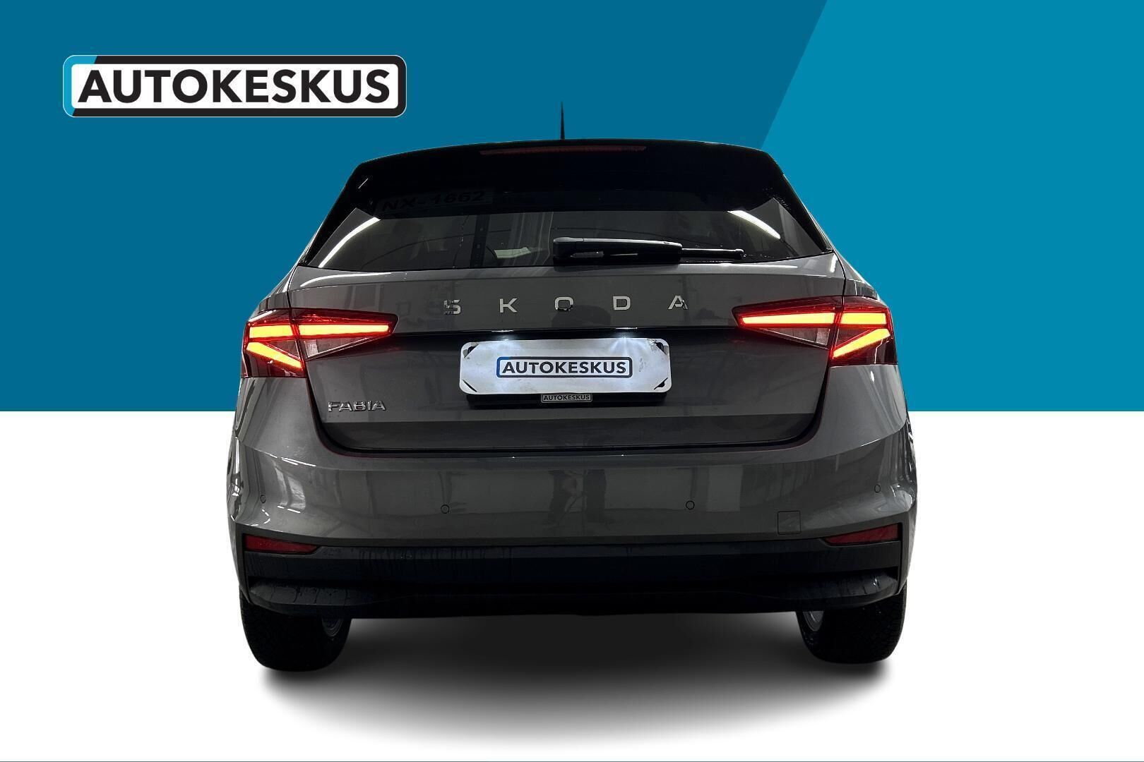 Skoda Fabia iso kuva 15