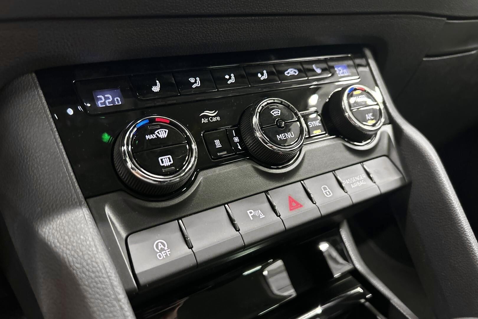 Skoda Karoq iso kuva 12