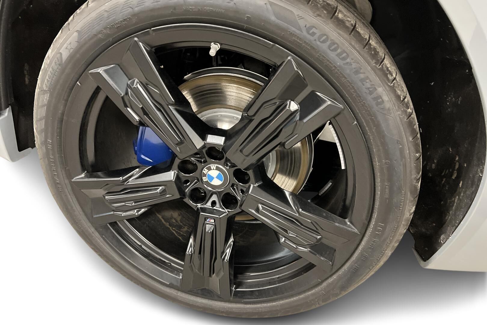 BMW X3 iso kuva 12