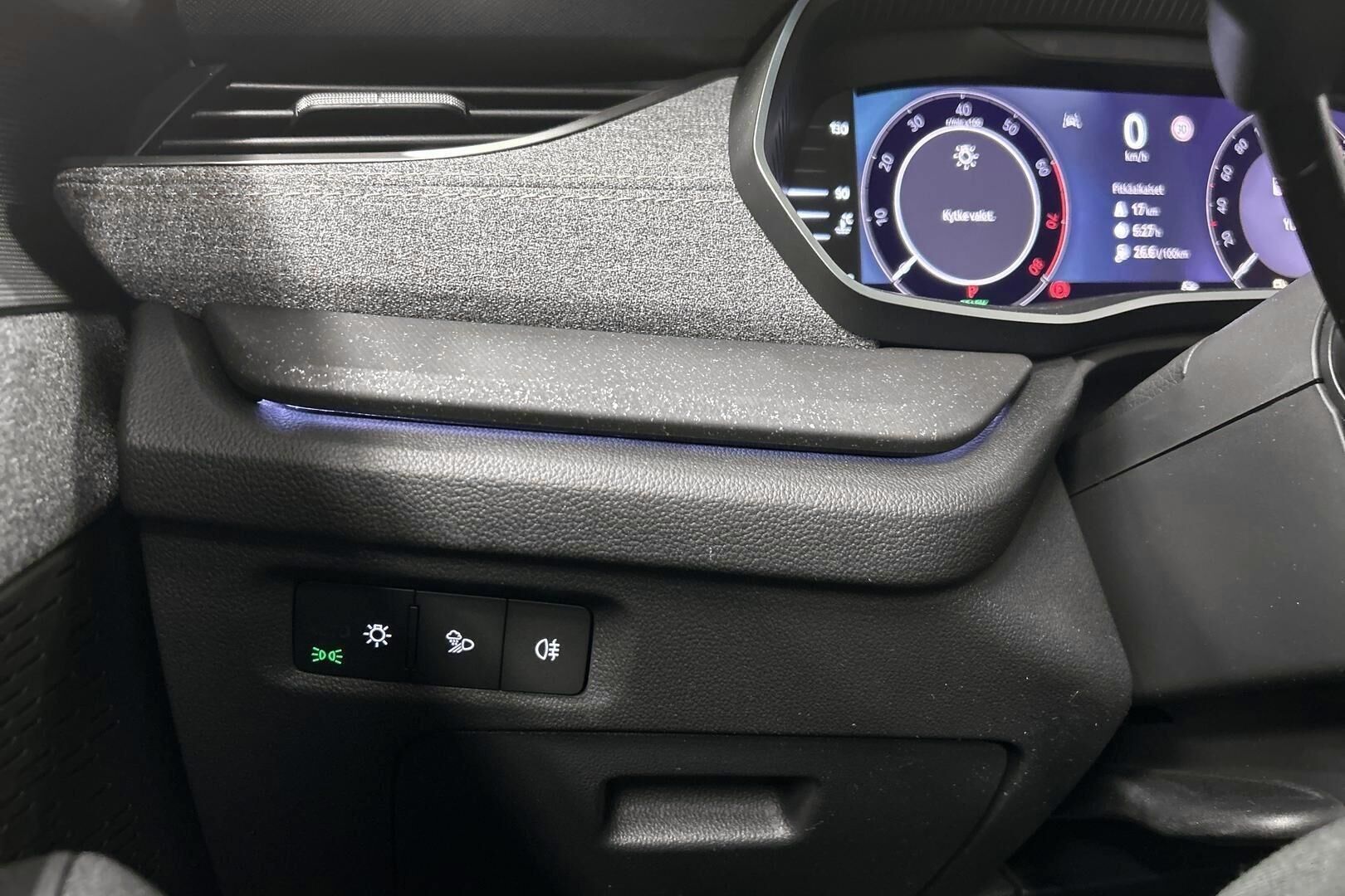 Skoda Octavia iso kuva 24