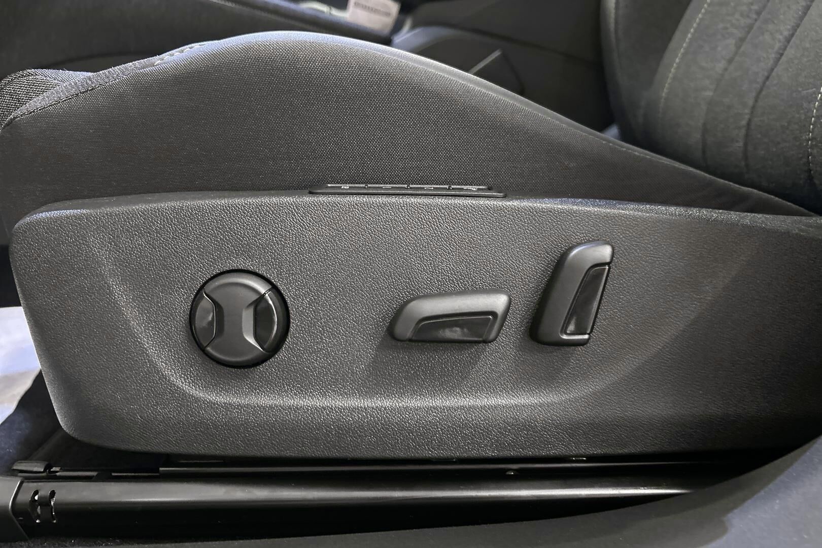 Skoda Elroq iso kuva 13