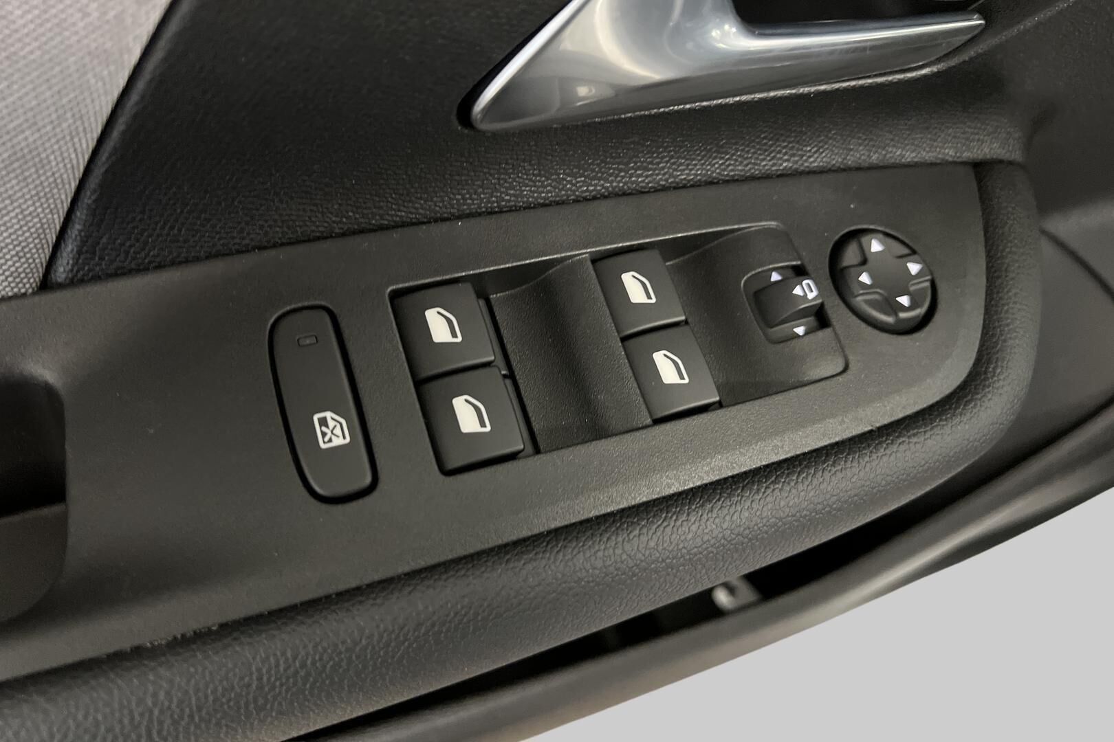 Opel Mokka iso kuva 13