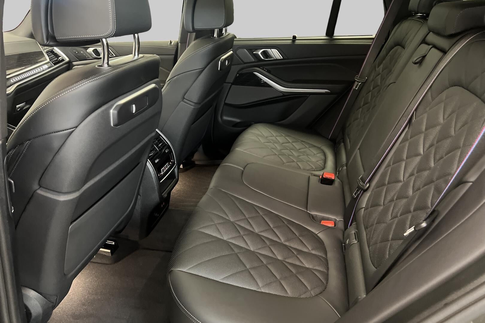 BMW X5 iso kuva 7