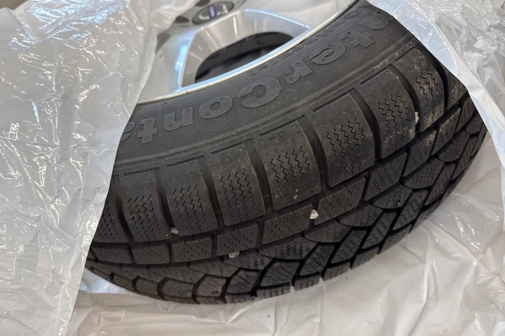 VOLVO XC60 iso kuva 14