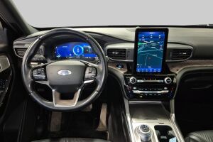 FORD EXPLORER esikatselu 2