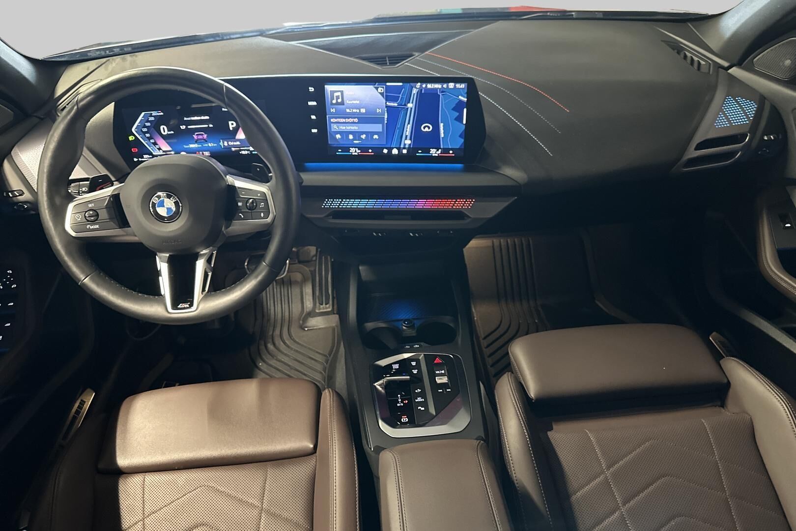 BMW 1-SARJA iso kuva 8